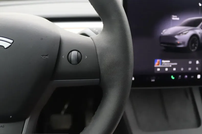 Tesla Model Y din 2023 cu 60.625 km - oferta TES228339 - foto 21
