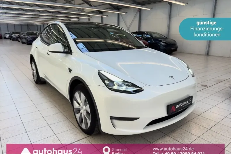 Tesla Model Y din 2023 cu 22.986 km - oferta TES228340 - foto 1