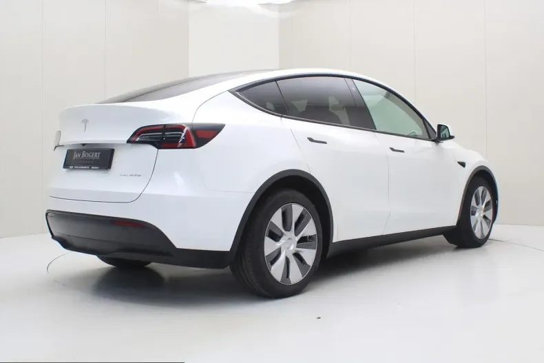 Tesla Model Y din 2023 cu 57.216 km - oferta TES228341 - foto 2