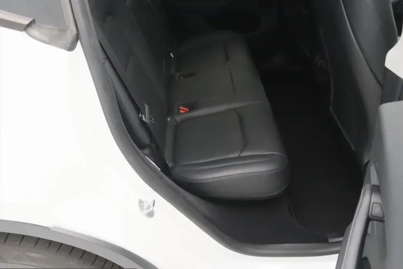 Tesla Model Y din 2023 cu 57.216 km - oferta TES228341 - foto 14