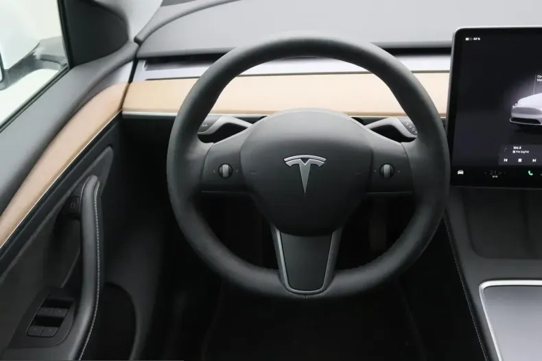 Tesla Model Y din 2023 cu 57.216 km - oferta TES228341 - foto 20