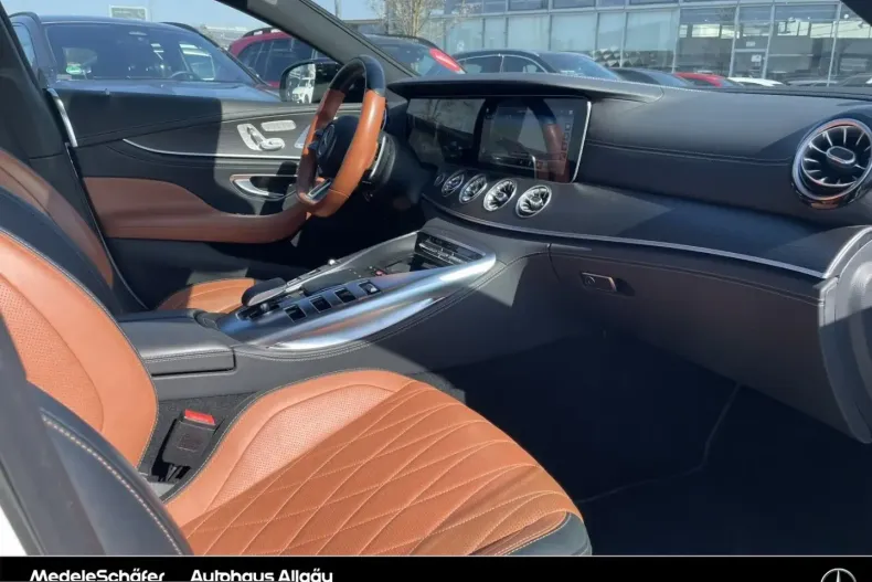 Mercedes-Benz AMG GT (Clasa GT) din 2022 cu 55.200 km - oferta MER228342 - foto 11