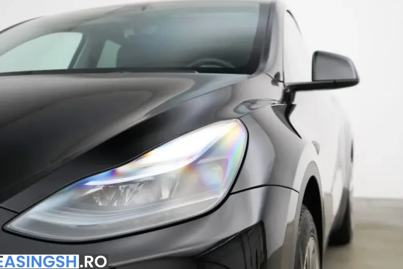 Tesla Model Y din 2023 cu 45.222 km - oferta TES228344 - foto 7