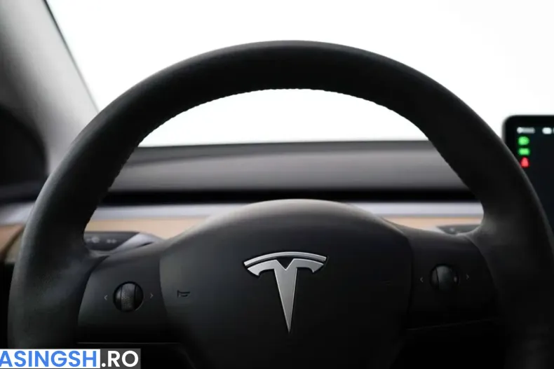 Tesla Model Y din 2023 cu 45.222 km - oferta TES228344 - foto 18