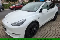 Tesla Model Y din 2023 cu 32.693 km - oferta TES228347 - foto 1
