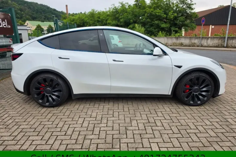 Tesla Model Y din 2023 cu 32.693 km - oferta TES228347 - foto 8