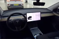 Tesla Model Y din 2024 cu 12.616 km - oferta TES228349 - foto 4
