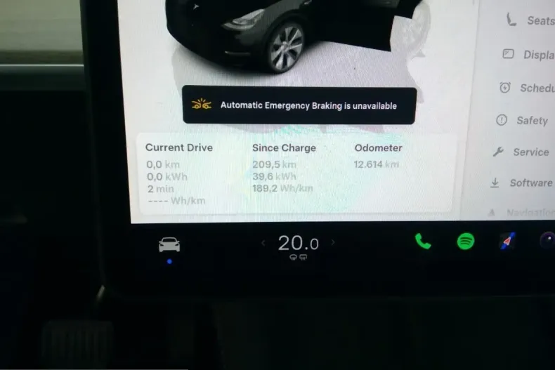 Tesla Model Y din 2024 cu 12.616 km - oferta TES228349 - foto 5