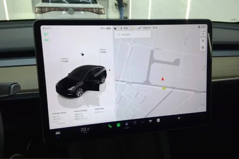 Tesla Model Y din 2024 cu 12.616 km - oferta TES228349 - foto 16