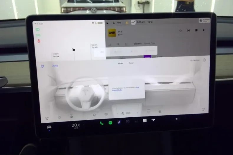 Tesla Model Y din 2024 cu 12.616 km - oferta TES228349 - foto 18