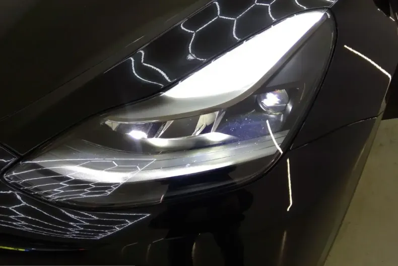 Tesla Model Y din 2024 cu 12.616 km - oferta TES228349 - foto 19