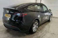Tesla Model Y din 2024 cu 69.051 km - oferta TES228351 - foto 2