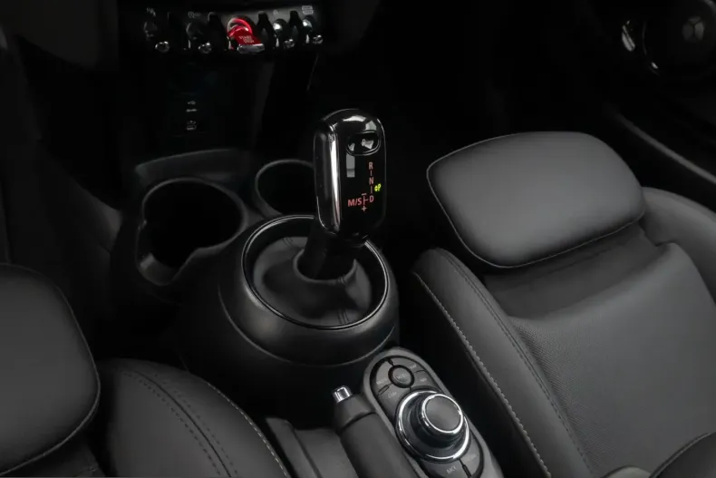 MINI Cooper Cabrio din 2024 cu 26.662 km - oferta MIN228357 - foto 22