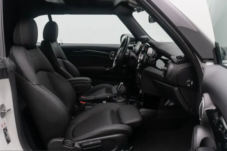 MINI Cooper Cabrio din 2024 cu 26.662 km - oferta MIN228357 - foto 24