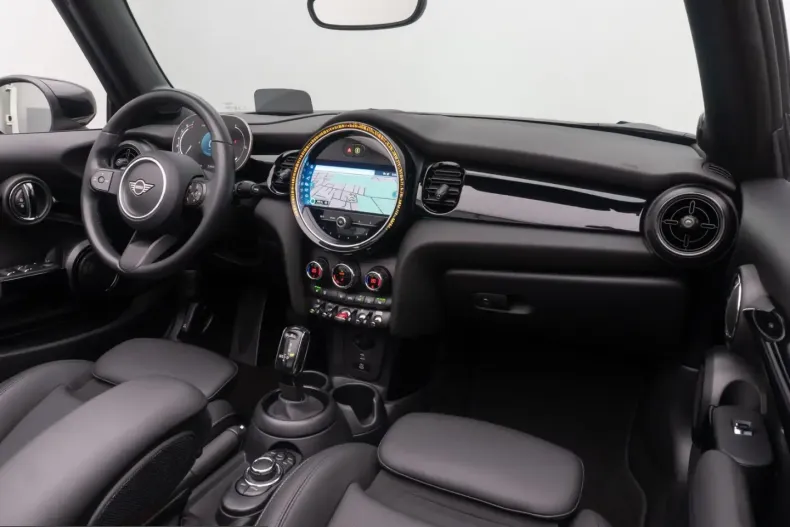MINI Cooper Cabrio din 2024 cu 26.662 km - oferta MIN228357 - foto 34