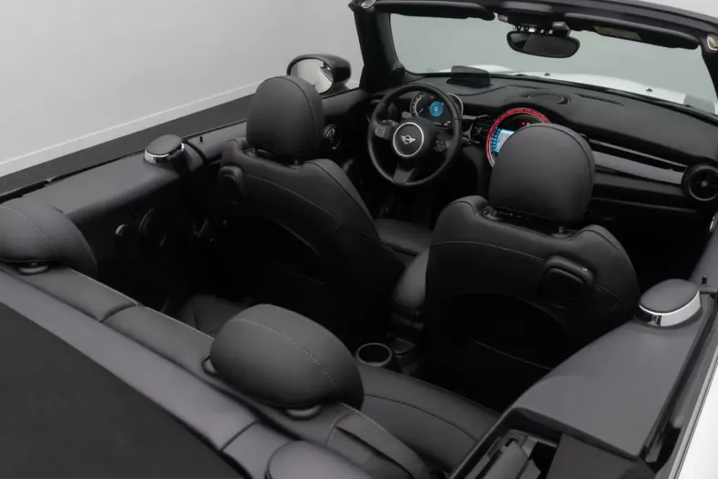 MINI Cooper Cabrio din 2024 cu 26.662 km - oferta MIN228357 - foto 35
