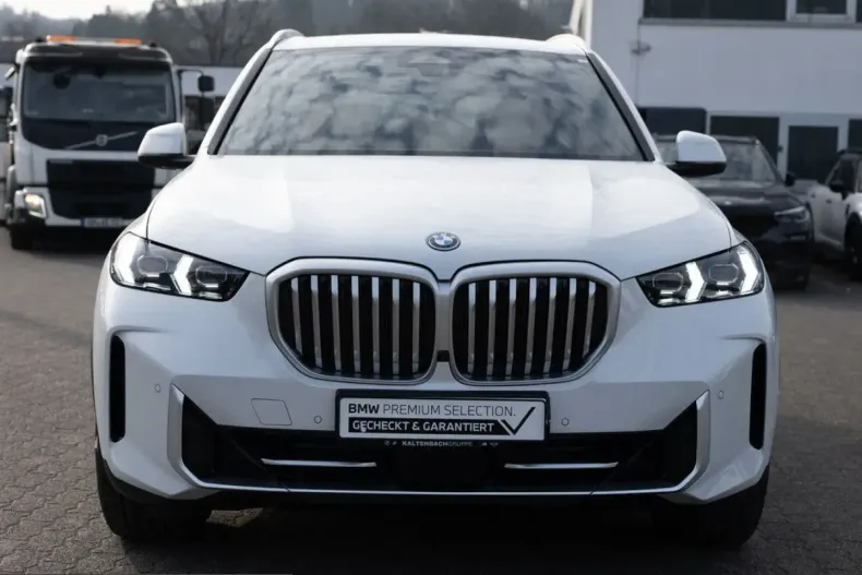 BMW X5 (Seria X) din 2023 cu 23.621 km - oferta BMW228361 - foto 2