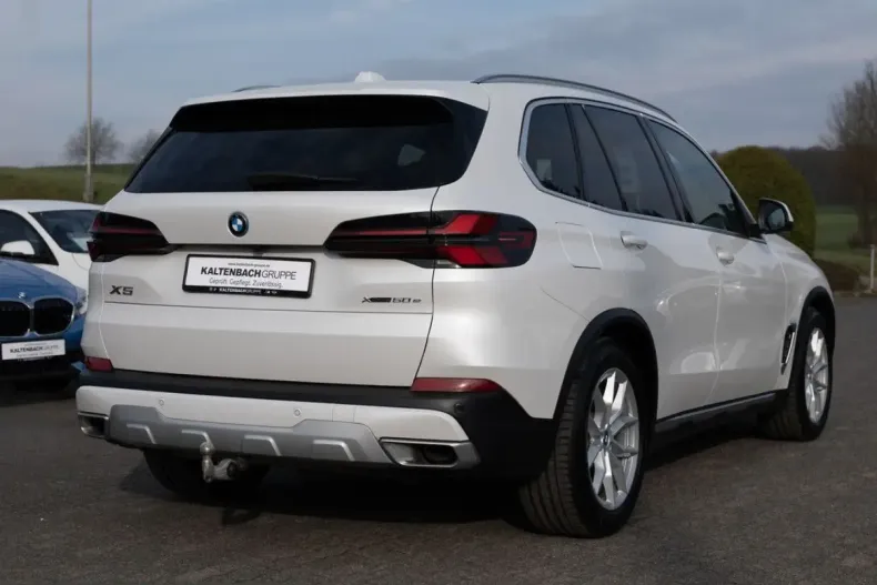 BMW X5 (Seria X) din 2023 cu 23.621 km - oferta BMW228361 - foto 4