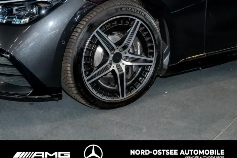 Mercedes-Benz EQE (Clasa E) din 2022 cu 26.515 km - oferta MER228369 - foto 4