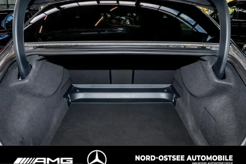 Mercedes-Benz EQE (Clasa E) din 2022 cu 26.515 km - oferta MER228369 - foto 12