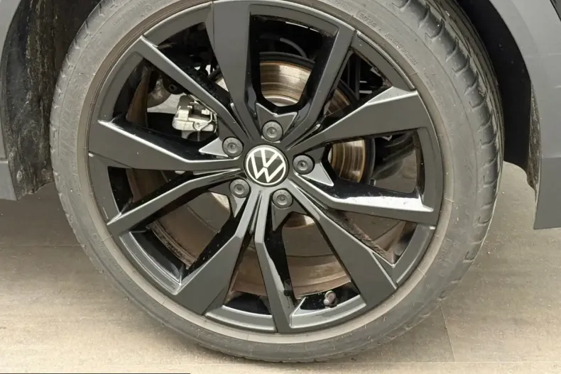 Volkswagen T-Roc din 2025 cu 12.360 km - oferta VOL228371 - foto 13