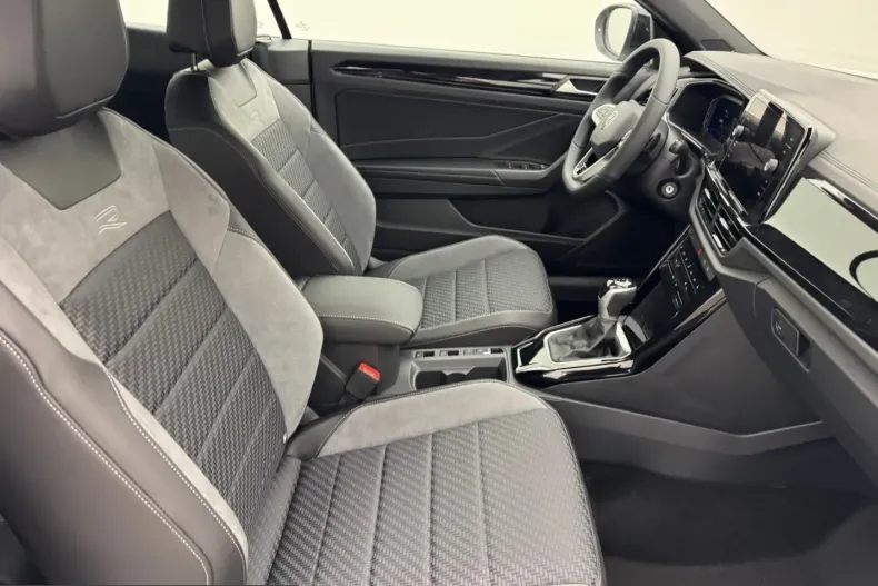 Volkswagen T-Roc din 2025 cu 6.030 km - oferta VOL228372 - foto 3