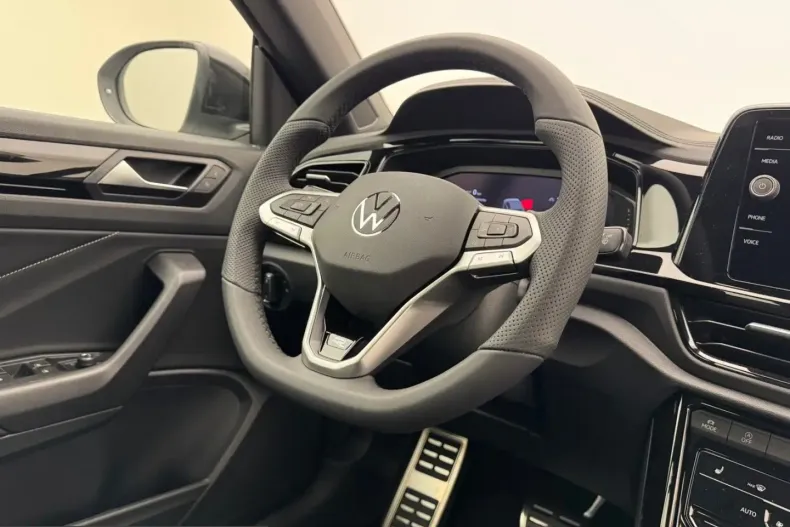 Volkswagen T-Roc din 2025 cu 6.030 km - oferta VOL228372 - foto 6