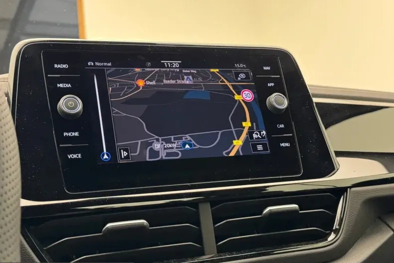 Volkswagen T-Roc din 2025 cu 6.030 km - oferta VOL228372 - foto 8
