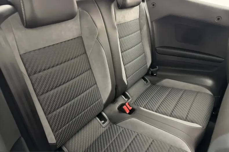 Volkswagen T-Roc din 2025 cu 6.030 km - oferta VOL228372 - foto 11