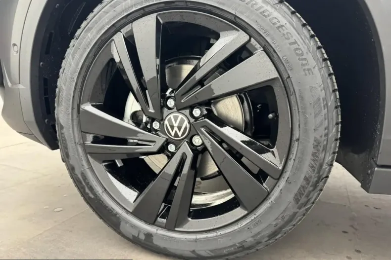 Volkswagen T-Roc din 2024 cu 6.940 km - oferta VOL228373 - foto 14