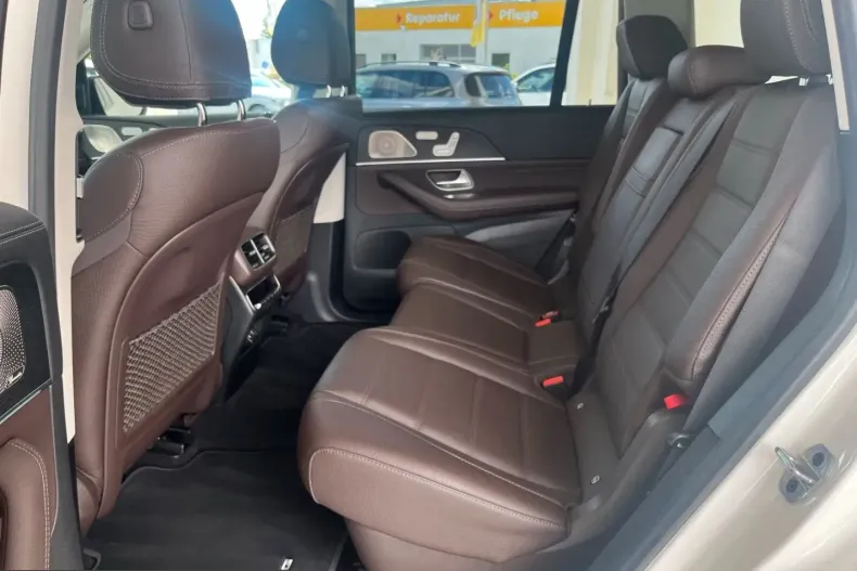 Mercedes-Benz GLS 450 (Clasa GLS) din 2024 cu 34.953 km - oferta MER228374 - foto 16