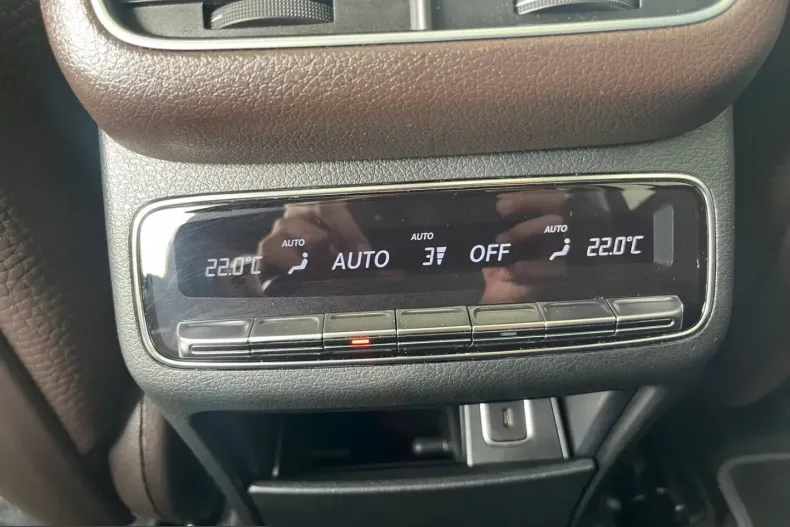 Mercedes-Benz GLS 450 (Clasa GLS) din 2024 cu 34.953 km - oferta MER228374 - foto 33