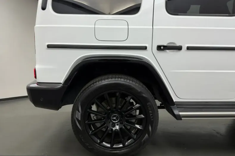 Mercedes-Benz G 500 (Clasa G) din 2023 cu 45.000 km - oferta MER228378 - foto 8