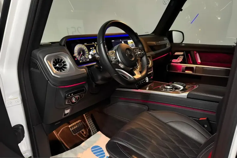 Mercedes-Benz G 500 (Clasa G) din 2023 cu 45.000 km - oferta MER228378 - foto 9