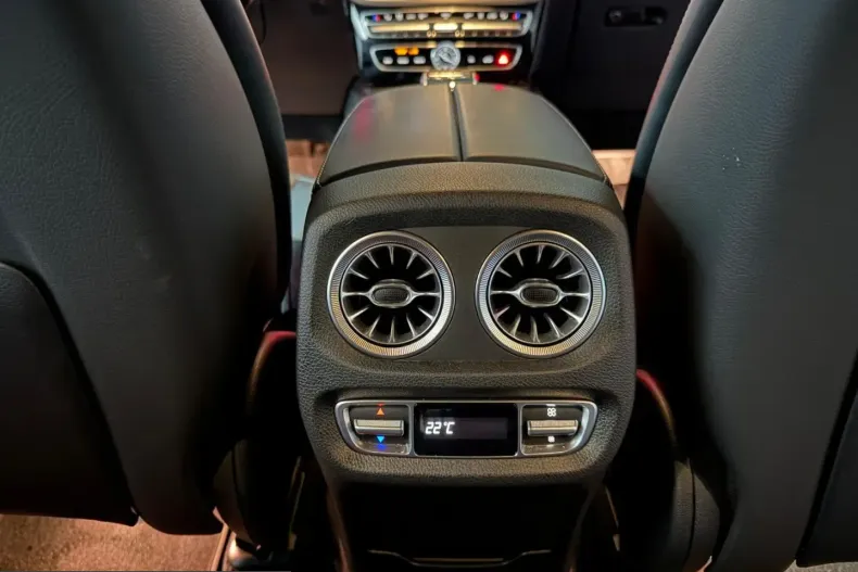 Mercedes-Benz G 500 (Clasa G) din 2023 cu 45.000 km - oferta MER228378 - foto 23