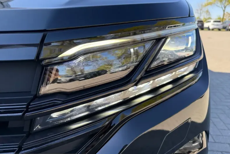 Volkswagen Touareg din 2023 cu 55.999 km - oferta VOL228382 - foto 5