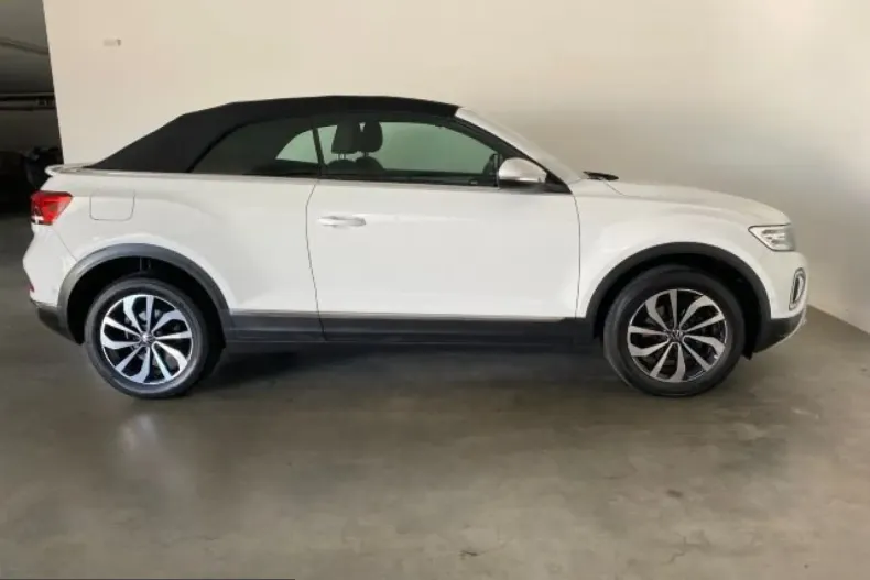 Volkswagen T-Roc din 2023 cu 48.550 km - oferta VOL228383 - foto 3