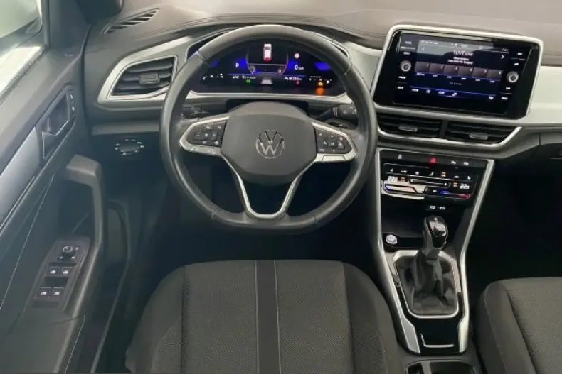 Volkswagen T-Roc din 2023 cu 48.550 km - oferta VOL228383 - foto 6