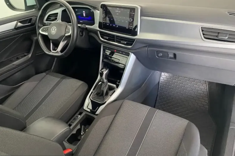Volkswagen T-Roc din 2023 cu 48.550 km - oferta VOL228383 - foto 11