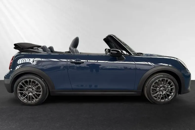 MINI Cooper C din 2025 cu 10.800 km - oferta MIN228395 - foto 2