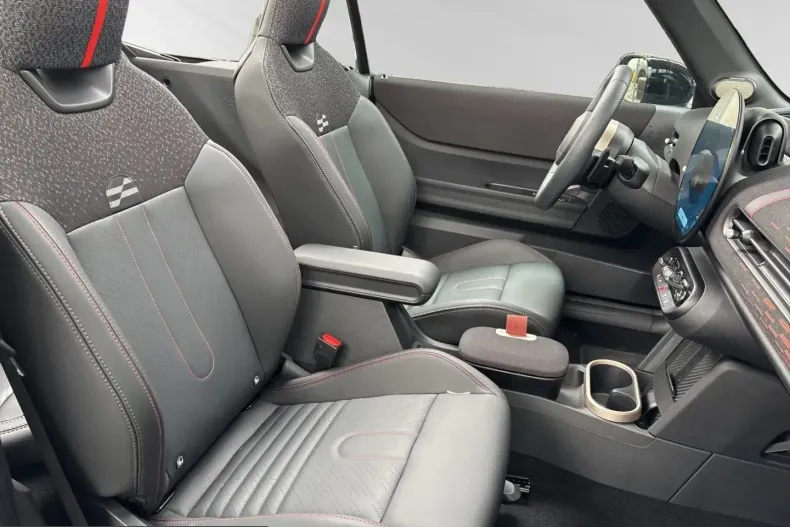 MINI Cooper C din 2025 cu 7.100 km - oferta MIN228396 - foto 8