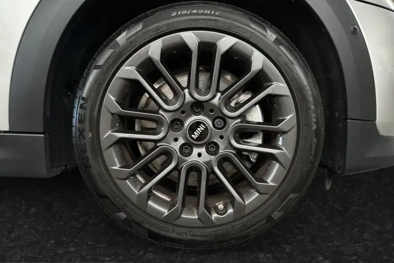 MINI Cooper C din 2025 cu 15.250 km - oferta MIN228399 - foto 4