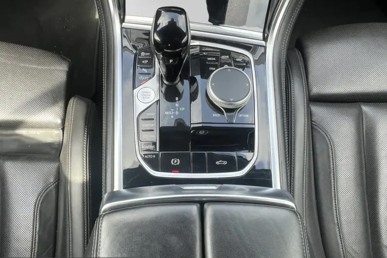 BMW M850 (Seria 8) din 2023 cu 64.950 km - oferta BMW228401 - foto 12