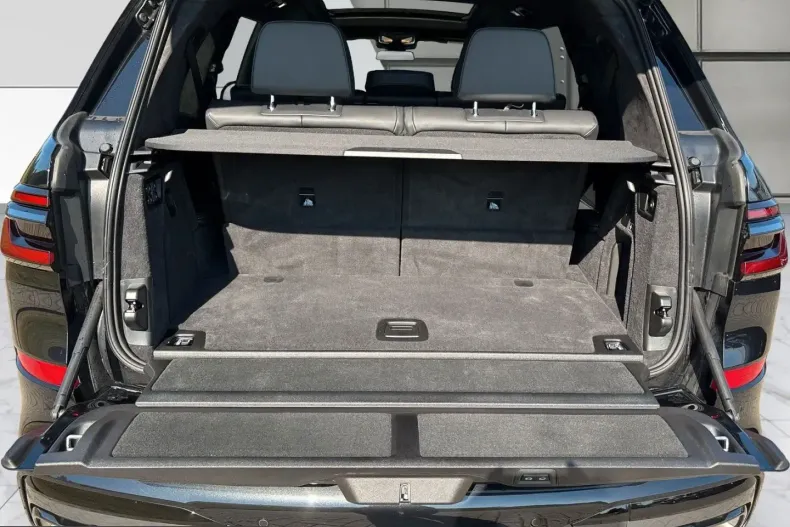 BMW X7 (Seria X) din 2025 cu 13.336 km - oferta BMW228406 - foto 18