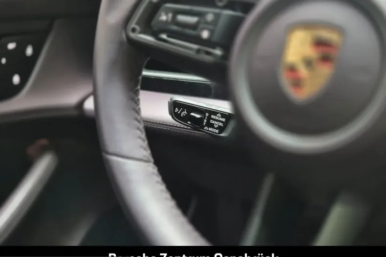 Porsche Taycan din 2023 cu 18.000 km - oferta POR228407 - foto 22