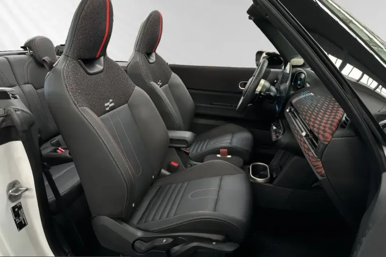 MINI Cooper C din 2025 cu 11.000 km - oferta MIN228413 - foto 8