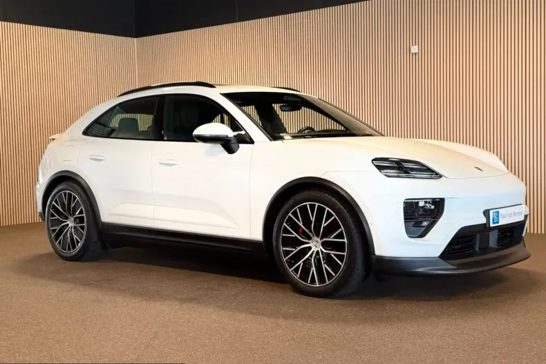 Porsche Macan din 2024 cu 38.651 km - oferta POR228414 - foto 5