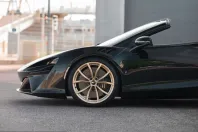 McLaren Artura din 2025 cu 7.800 km - oferta MCL228424 - foto 2