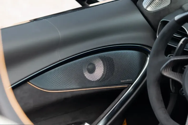 McLaren Artura din 2025 cu 7.800 km - oferta MCL228424 - foto 6
