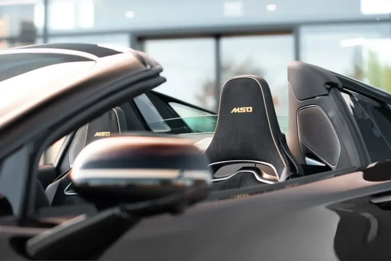 McLaren Artura din 2025 cu 7.800 km - oferta MCL228424 - foto 8